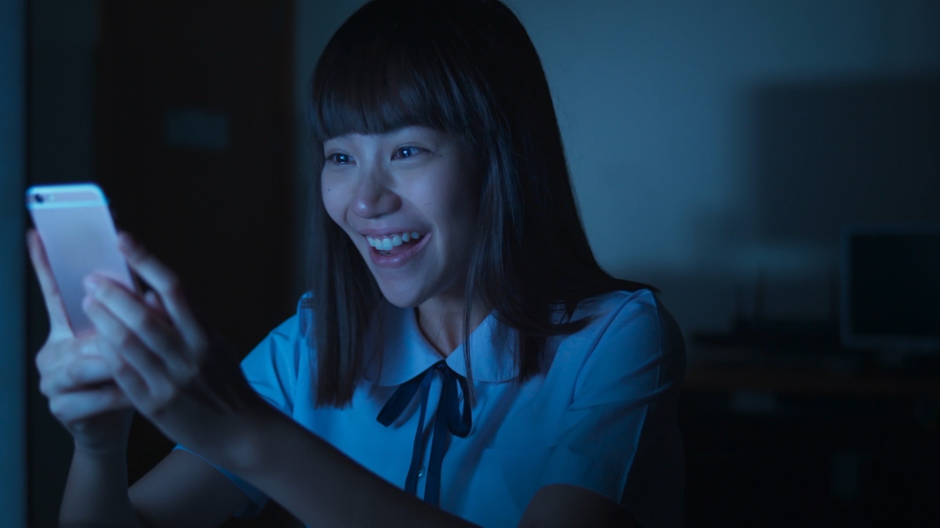 Girl From No Where - Ugly Truth